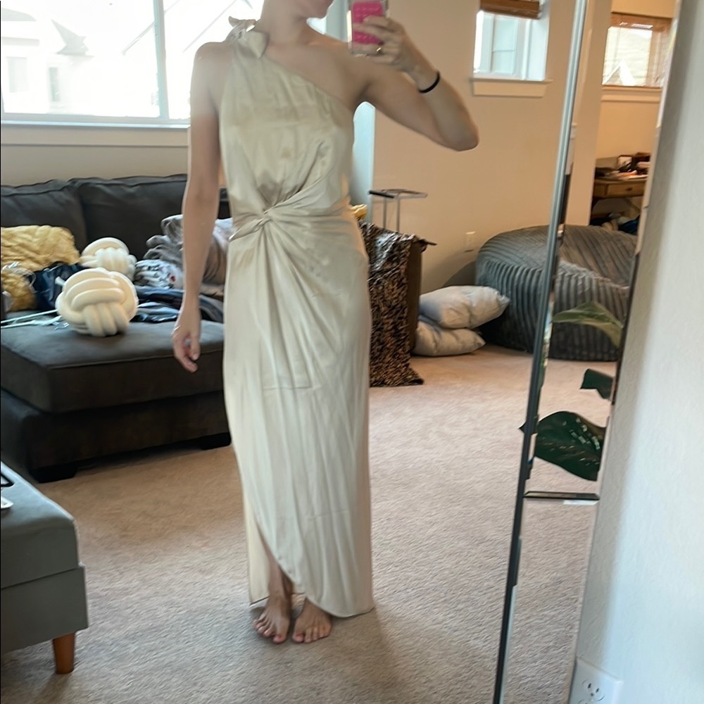 Abercrombie & Fitch Cream One-Shoulder Dress
